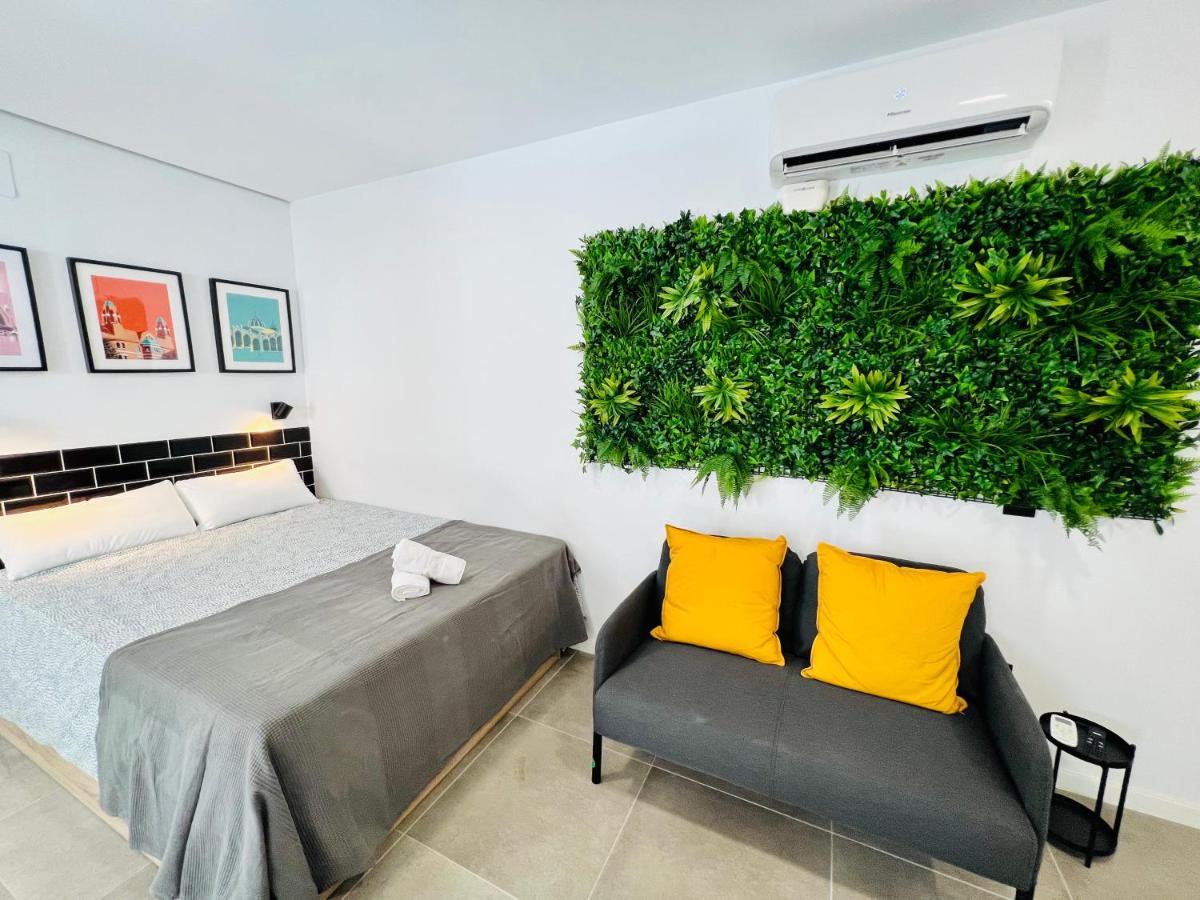 Cool Lofts Alameda Valencia Hotell Exteriör bild