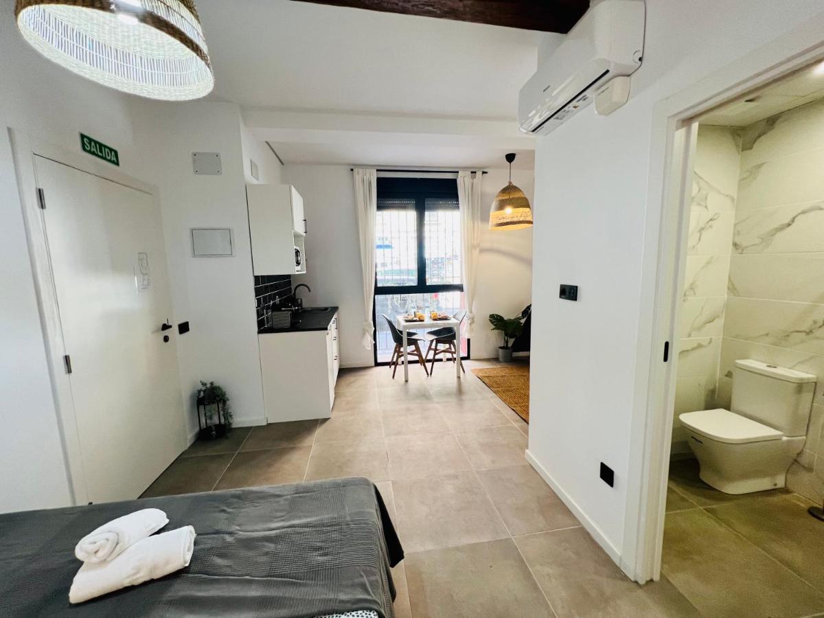 Cool Lofts Alameda Valencia Hotell Exteriör bild