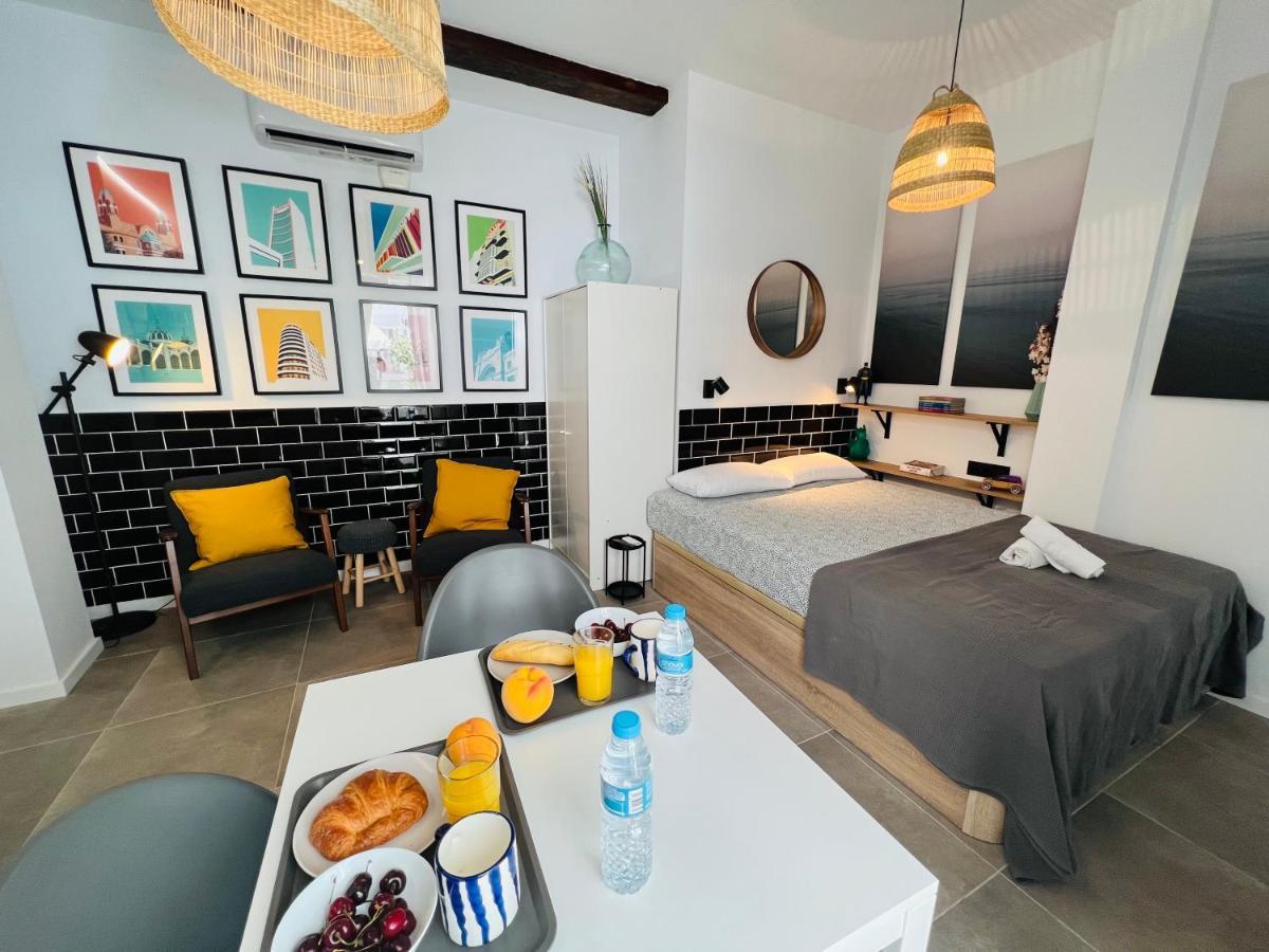 Cool Lofts Alameda Valencia Hotell Exteriör bild